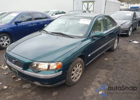 2001 Volvo S60 2.4 from USA, damaged, VIN YV1RS61R612046465